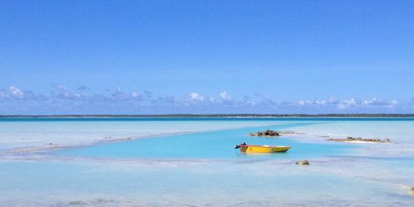 Kiribati boat at law tide
